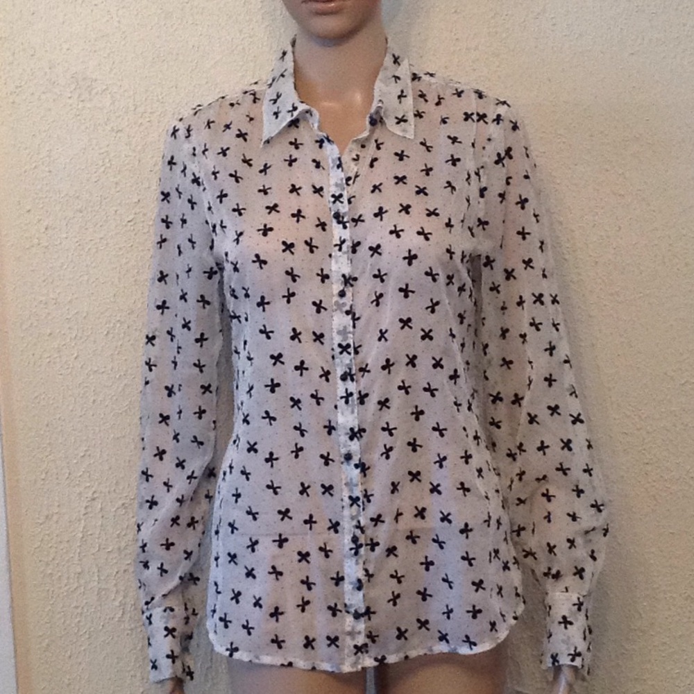 Lord & Taylor sheer bow print top size medium